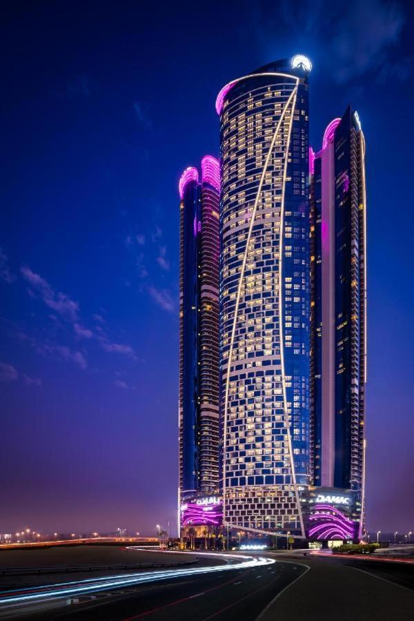 Damac Paramount Towers Appartement Dubai Buitenkant foto